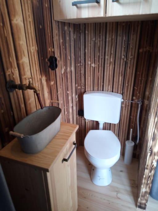 Tiny House Calido Villa Apelern Exteriör bild